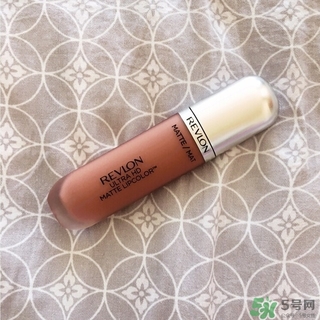露華濃唇膏多少錢？露華濃唇膏專柜價(jià)格美國(guó)價(jià)格