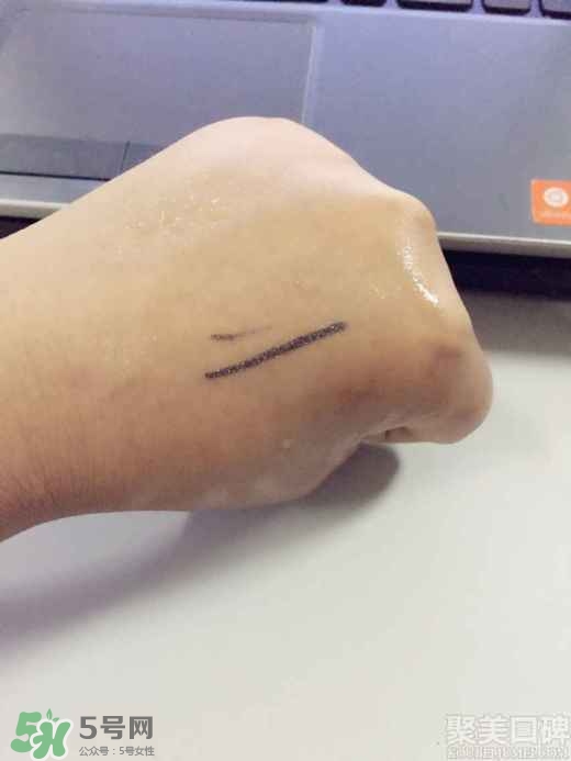 forencos眼線筆怎么用？forencos眼線筆使用方法