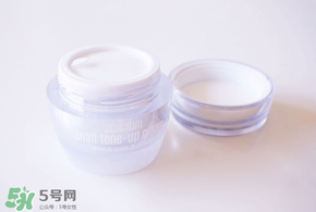 素顏霜有防曬功能嗎？素顏霜能防曬嗎？