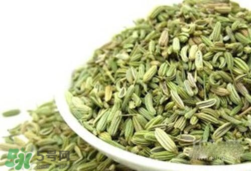 小茴香來(lái)月經(jīng)可以吃嗎？來(lái)月經(jīng)可以吃小茴香嗎？