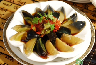 皮蛋有黑點能吃嗎？皮蛋有毒嗎？