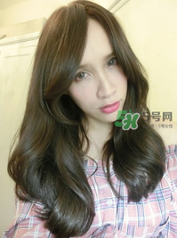 產(chǎn)后怎么護(hù)理頭發(fā)？生寶寶后頭發(fā)怎么護(hù)理