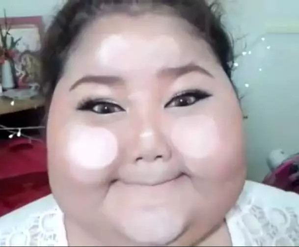 臉胖怎么化妝好看？臉大怎么化妝好看