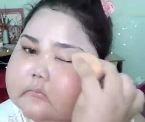 臉胖怎么化妝好看？臉大怎么化妝好看