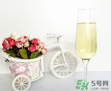 女生適合喝什么酒？什么酒適合女生喝？