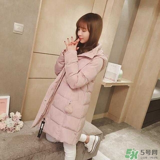 小個子女生適合穿什么羽絨服？個子矮的女生適合什么羽絨服