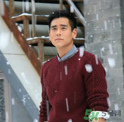 過(guò)年男生穿什么衣服？過(guò)年男生穿衣搭配