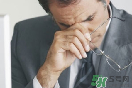 眼睛干澀和霧霾有關(guān)系嗎？霧霾天眼睛干澀不舒服怎么辦？