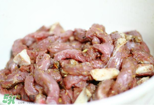 腌牛肉用什么粉？腌牛肉用什么料？