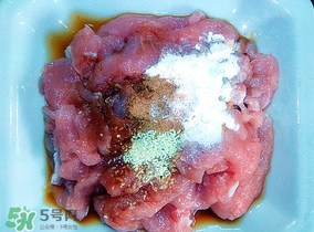腌肉用什么粉？腌肉可以用面粉嗎？