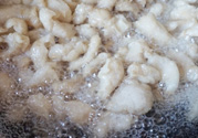 熬豬油為什么要加水？熬豬油水放多了怎么辦？