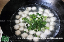 魚丸用什么粉？魚丸用面粉還是淀粉？