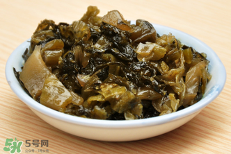 腌酸菜多長(zhǎng)時(shí)間能吃？酸菜腌制多長(zhǎng)時(shí)間可以吃？