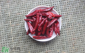 干辣椒發(fā)霉了還能吃嗎？干辣椒發(fā)霉了怎么辦？