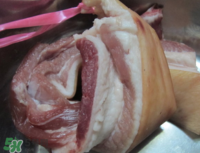 一斤豬肉放多少鹽？腌豬肉放多少鹽？