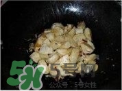 魚丸和雞蛋可以一起吃嗎？魚丸和雞蛋能不能同時(shí)吃？