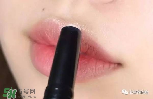金高銀妝容怎么化？金高銀仿妝