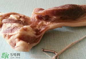 腌肉會(huì)壞嗎？腌肉放久了能吃嗎？