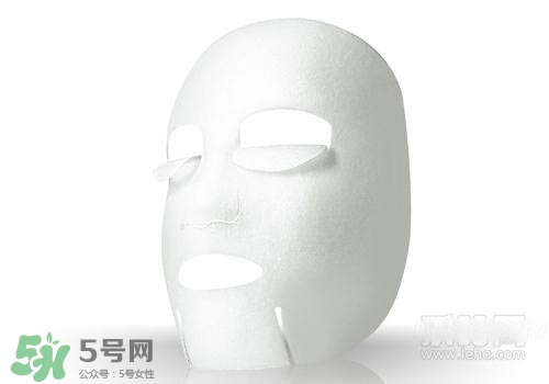 冬天敷面膜可以用熱水泡嗎？冬天敷面膜用多少度的水泡？