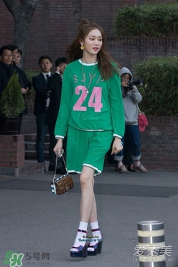 李圣經(jīng)的衣服什么牌子？李圣經(jīng)衣服同款