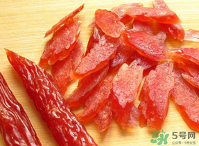 香腸過(guò)期了還能吃嗎？香腸過(guò)期一個(gè)月能吃嗎？