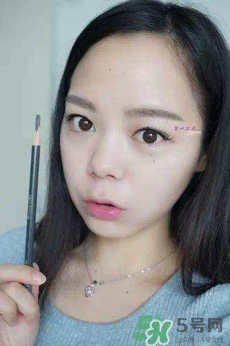 2017年流行什么眉型？2017年最流行眉毛介紹