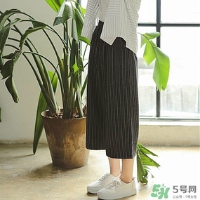 2017年流行什么褲子？2017年褲子流行顏色和搭配