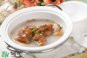 臘豬腳燉什么好吃？臘豬蹄燉什么好吃？