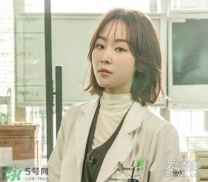 徐玄振妝容怎么化？徐玄振仿妝教程
