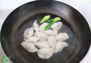 ?冷凍水餃怎么煮不破？冷凍水餃怎么煮好吃？