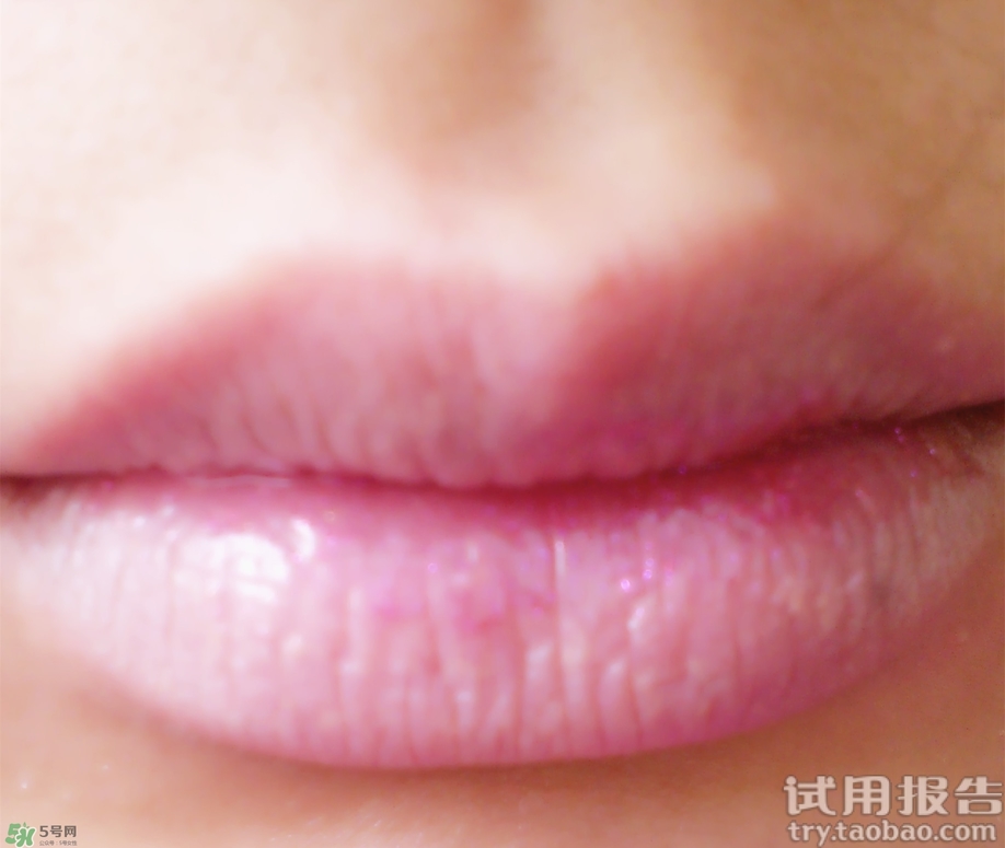 唇部遮瑕膏能吃嗎？唇部遮瑕膏吃了有毒嗎？