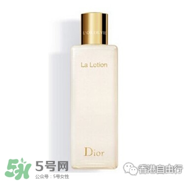 美容液是爽膚水嗎？美容液和爽膚水的區(qū)別