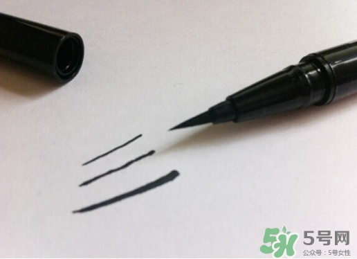 stila詩狄娜眼線筆怎么用？stila眼線筆使用方法