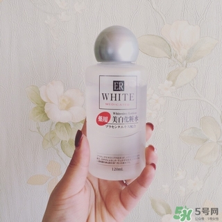 大創(chuàng)美白化妝水爽膚水怎么樣？大創(chuàng)化妝水好用嗎？
