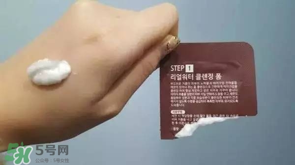 水光面膜用完要洗嗎？水光面膜用完要洗臉嗎