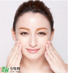 精華什么年紀用？精華什么年齡開始用？