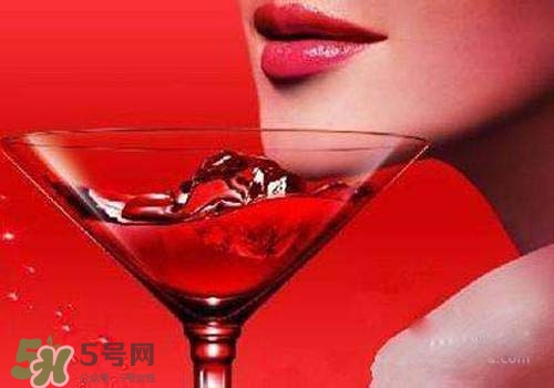 紅酒做面膜可以直接敷臉嗎？紅酒可以直接敷臉嗎？