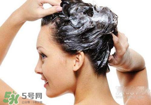 染發(fā)前可以洗頭嗎？染發(fā)前洗頭好還是不洗頭好？