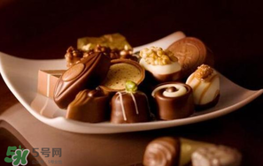 巧克力和牛奶能一起吃嗎？吃完巧克力能喝牛奶嗎？
