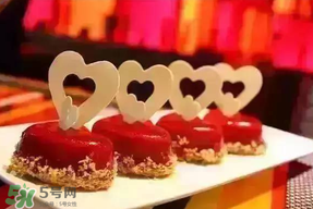 情人節(jié)晚餐吃什么？情人節(jié)晚餐在哪里吃合適？