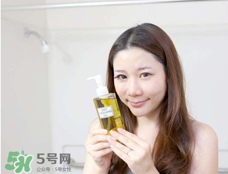 什么樣的卸妝油好用？怎樣選擇卸妝油？