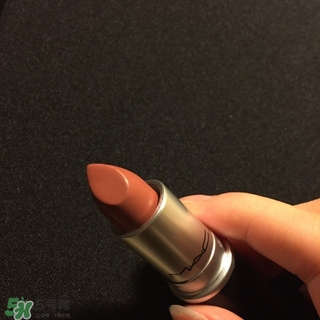 mac唇膏奶茶色是幾號？mac唇膏mocha試色