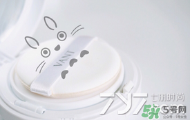 vant氣墊cc黑色和白色哪款好？vant36.5氣墊cc黑色和白色區(qū)別
