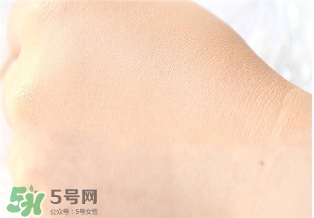 cpb2017防曬霜色號(hào) cpb潤色防曬霜試色