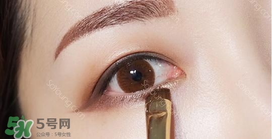 眼影膏用什么工具畫？眼影膏怎么化？