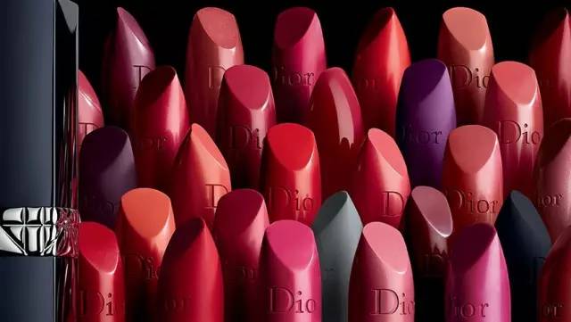 tom ford和迪奧哪個好？tom ford口紅和dior口紅哪個好？