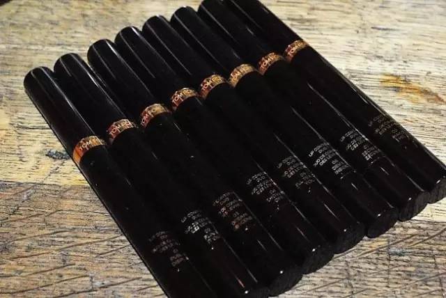 tom ford和迪奧哪個好？tom ford口紅和dior口紅哪個好？