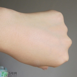 canmake花瓣高光怎么用？canmake花瓣雕刻高光使用方法