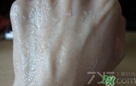 安耐曬金瓶怎么樣？安耐曬金瓶好用嗎？