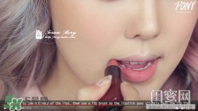 煙熏玫瑰色適合什么膚色？煙熏玫瑰色口紅適合黃皮嗎？
